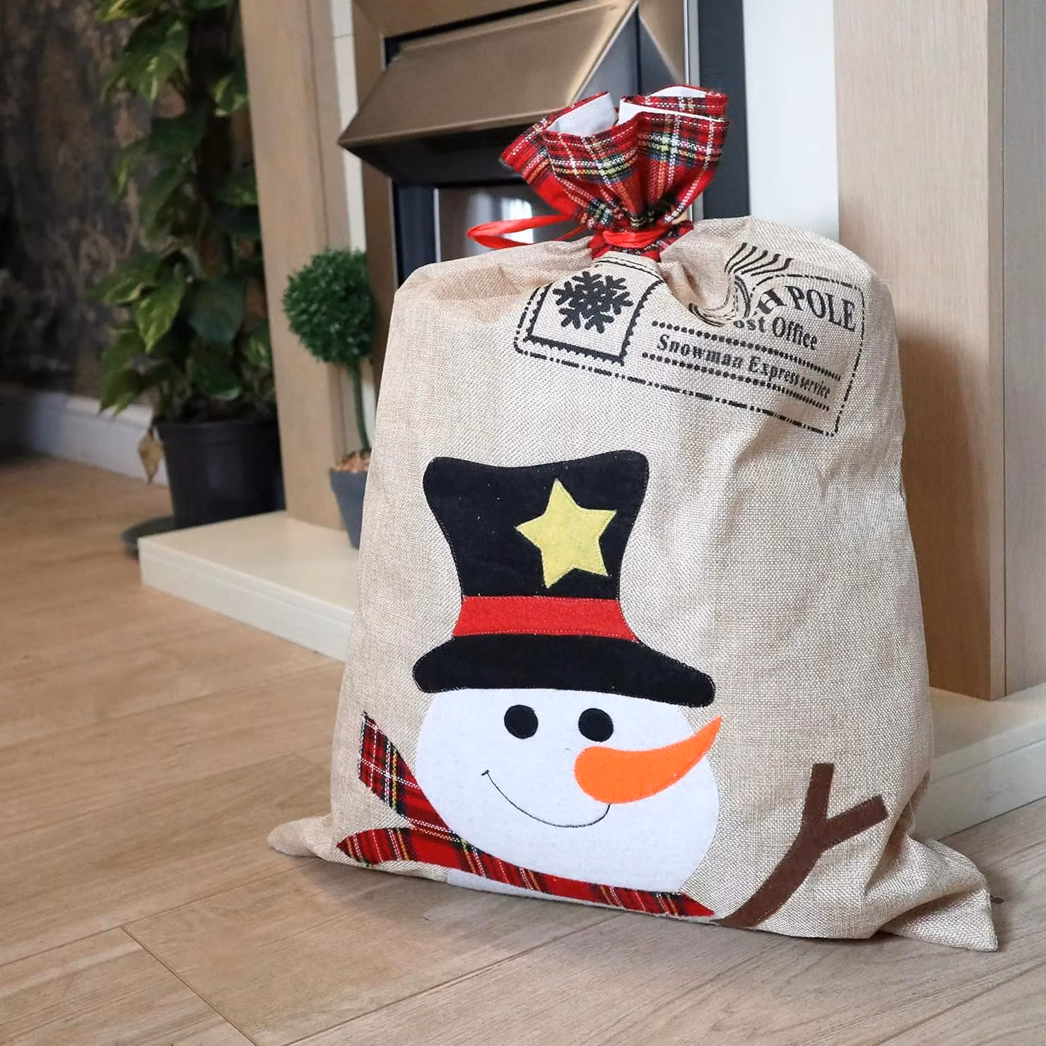 Shatchi Large Santa Sack Christmas Stocking in Brown Hessian, W/H: 70 x 50 cm – 11