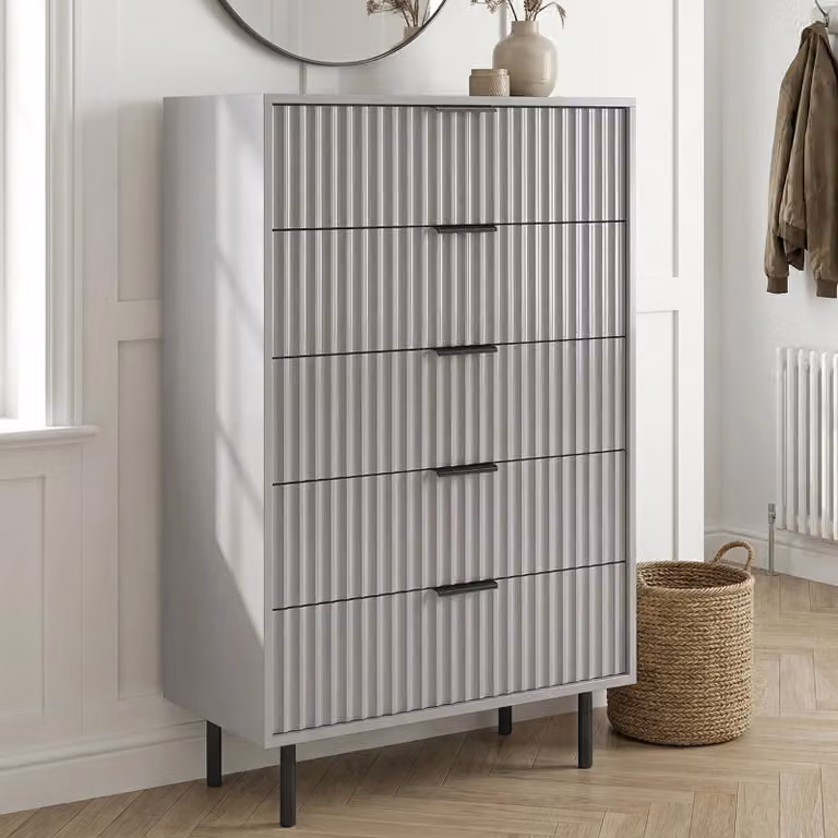DHS Tall 5 Drawer Chest of Drawers with Fluted Design in Grey, H 120 cm x W 70 cm x D 40 cm