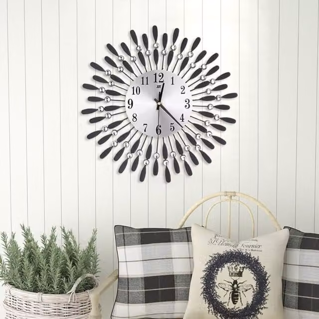 Livingandhome Silent Black Metal Sun-Shaped Analog Wall Clock