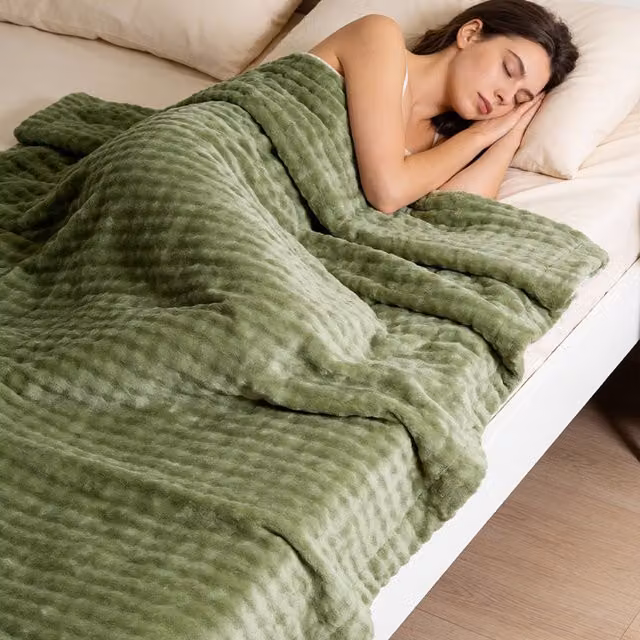 Livingandhome Green Fleece Throw Blanket, W: 180 cm, L: 200 cm