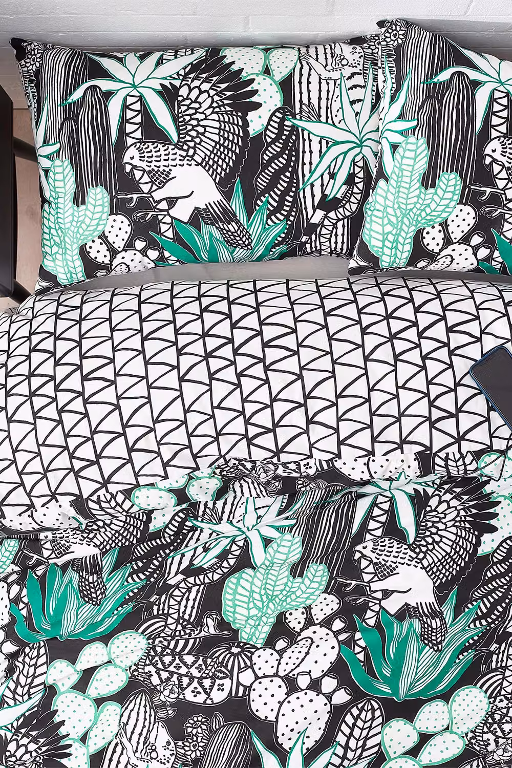 Furn Arizona Reversible Graphic Polycotton Duvet Cover and Pillowcase Set, Multicolour, 140 x 200 cm – 2