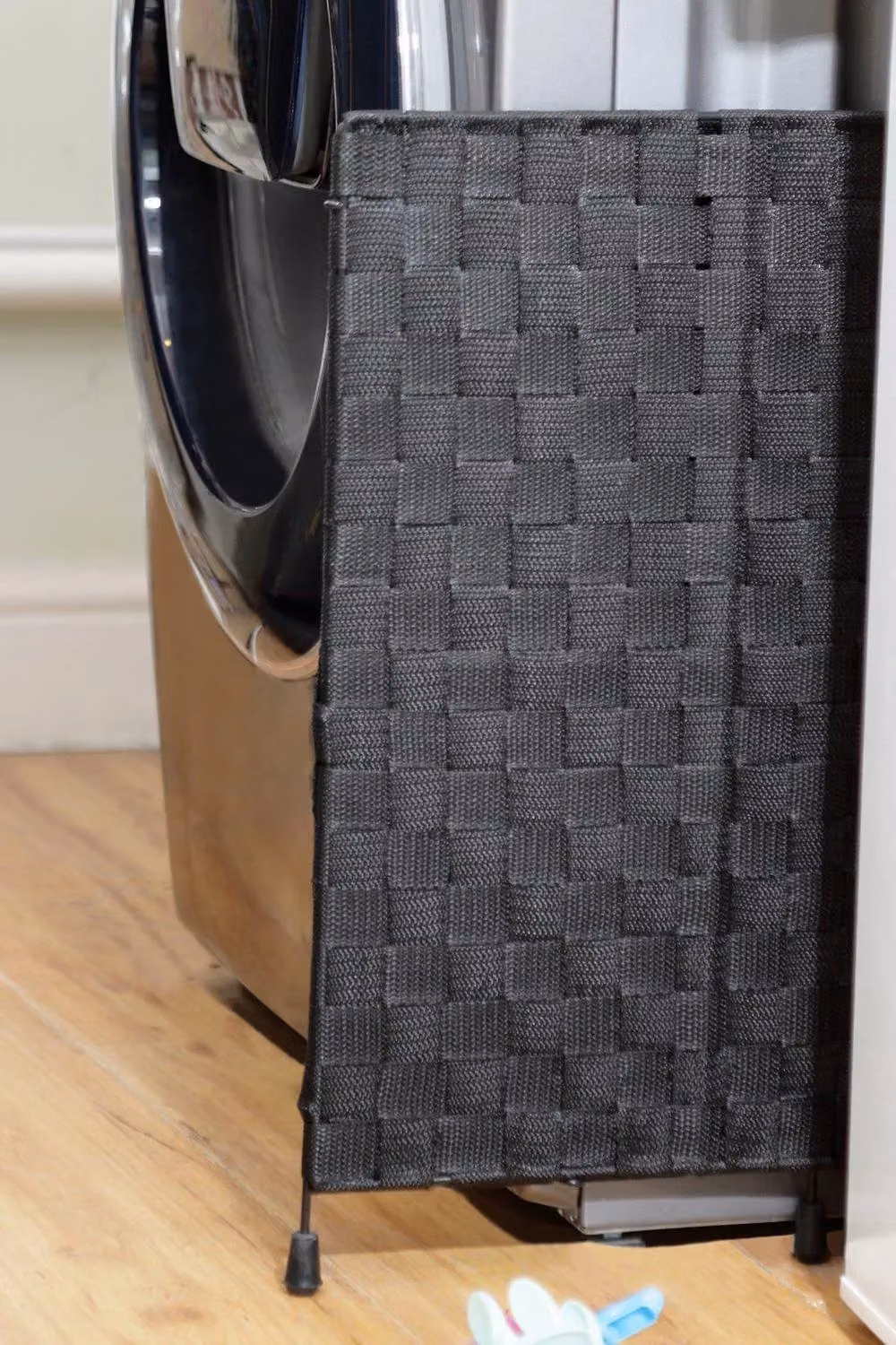 Arpan Collapsible Nylon Laundry Hamper Basket with Lid and Handles, Black – 8