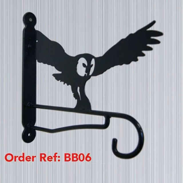 Poppyforge Owl Feature Steel Hanging Basket Bracket in Black, Height: 33 cm