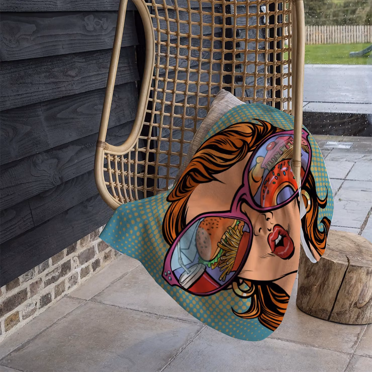 Benjamin Tate Design Woman with Sunglasses Fast Food and Sweets Reflection Fleece Blanket in Green, W/D/H: 120 x 150 cm – 4