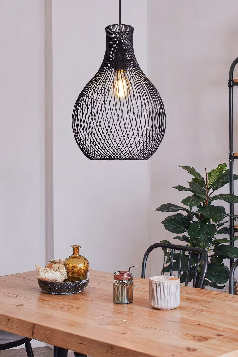Living and Home Modern Black Metal Industrial Geometric Pendant Light – 2