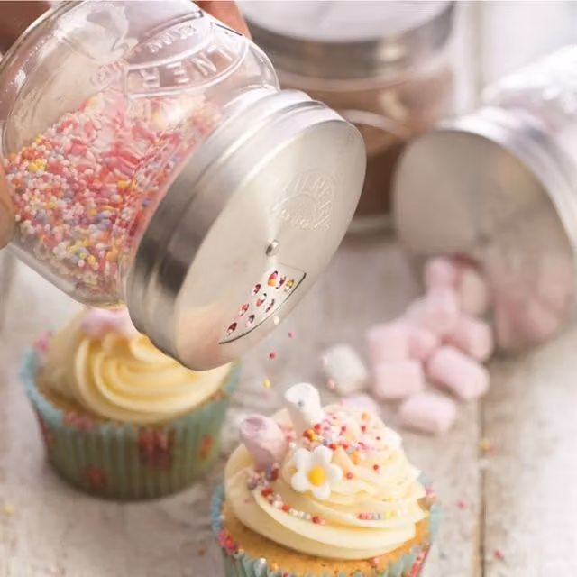 Kilner Transparent Glass Shaker with Screw Lid