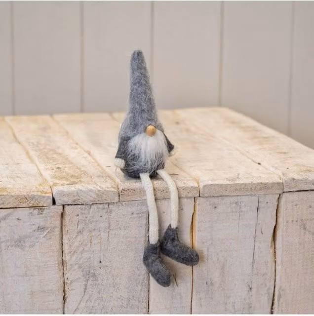 KDMD Grey Fuzzy Sitting Christmas Gonk Tabletop Decoration