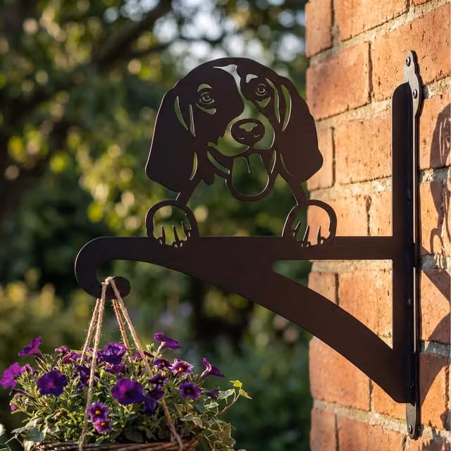 Foxhound Black Metal Ornamental Hanging Basket Bracket