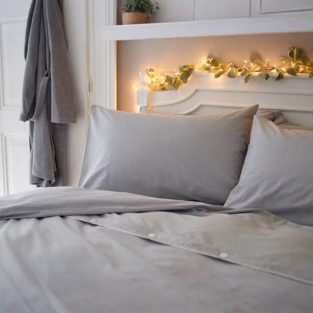 Deyongs Southwick Super King Fitted Sheet in Grey, 200 x 200 cm