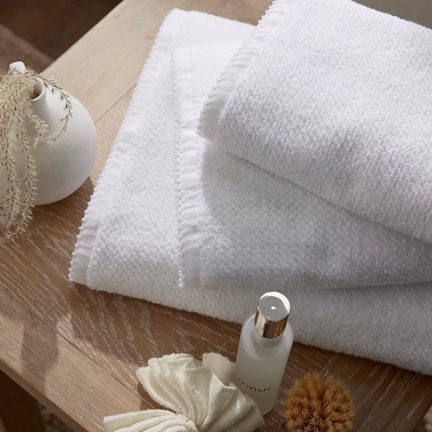 Murmur Lune Sculpted White Cotton Terry Hand Towel – 2