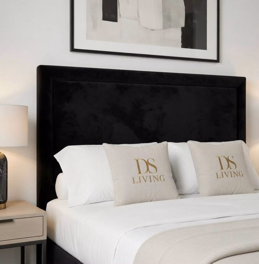 DS Living Velmont Modern Upholstered Velvet Divan Bed in Black, W/D/H: 140 x 200 cm – 2