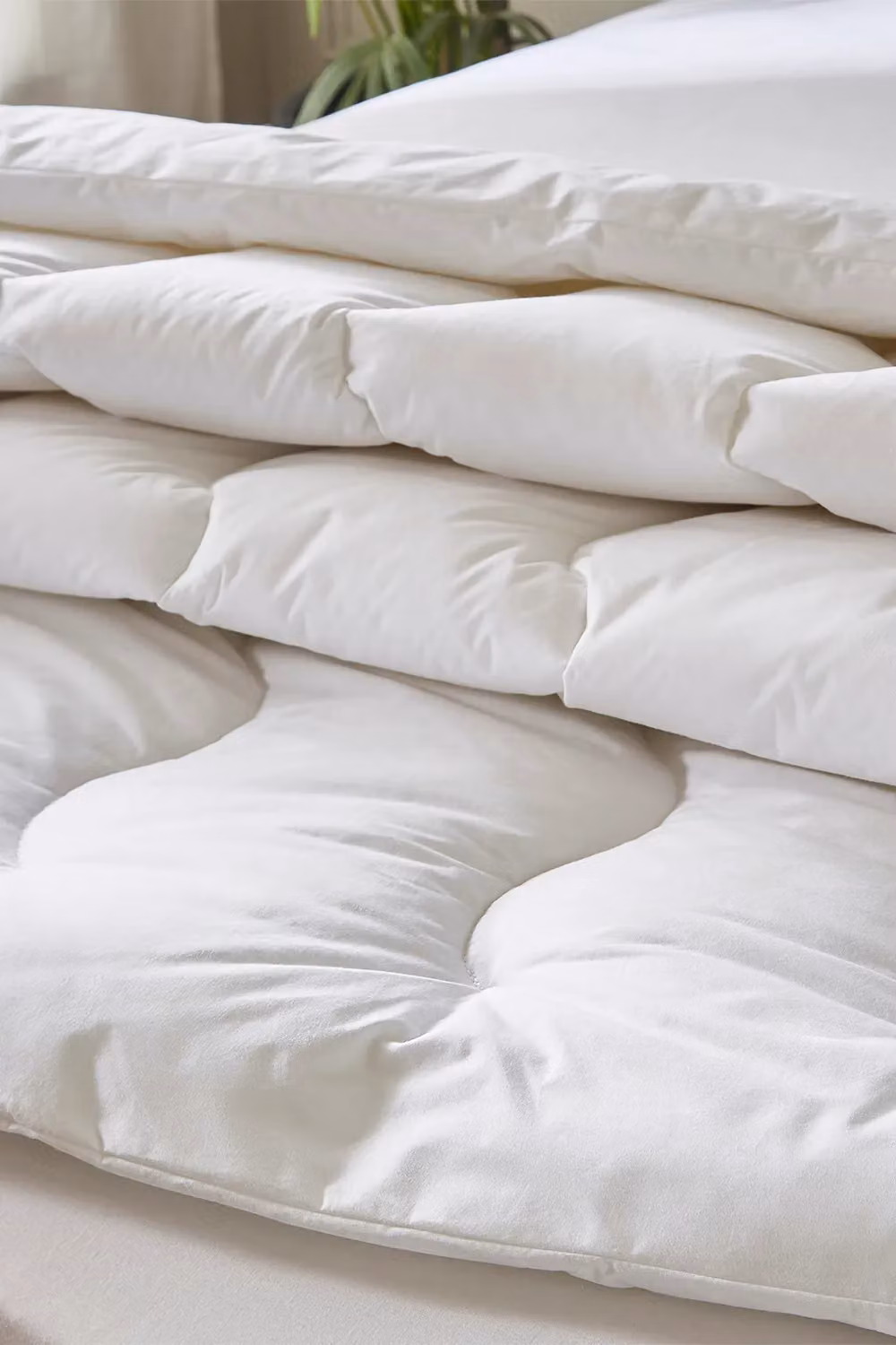 Hotel Pure Luxury Premium Suite 10.5 Tog Duvet in White, Single Size – 2