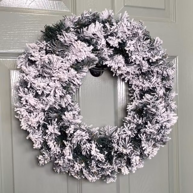 Premier Woodcote Flocked Pine Christmas Wreath, Diameter: 50 cm