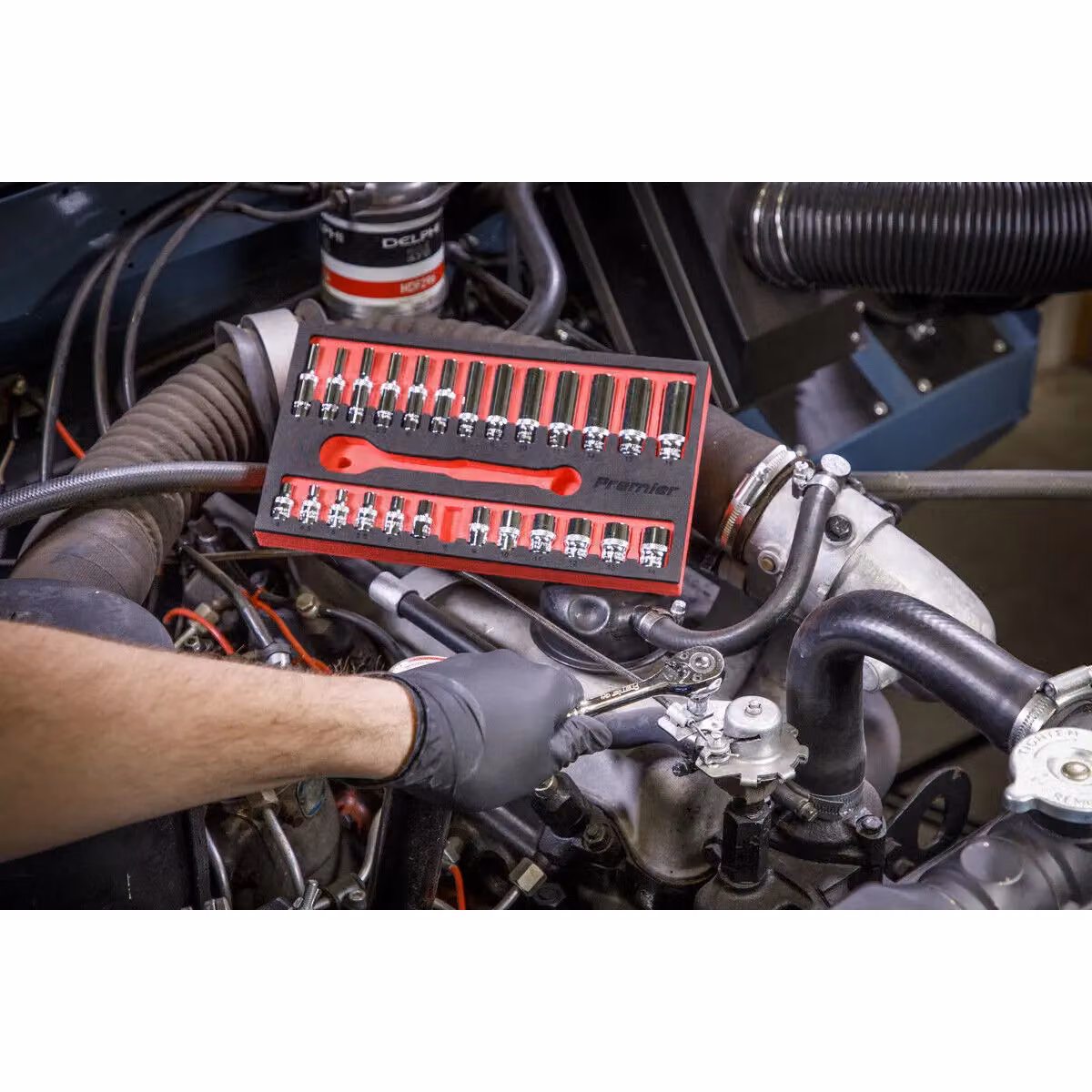 Loops 27 Piece Deep Socket Set with 1/4 Inch Metric Square Drive 6 Point Sockets and Ratchet Handle in Silver and Multicolour Chrome Vanadium – 2