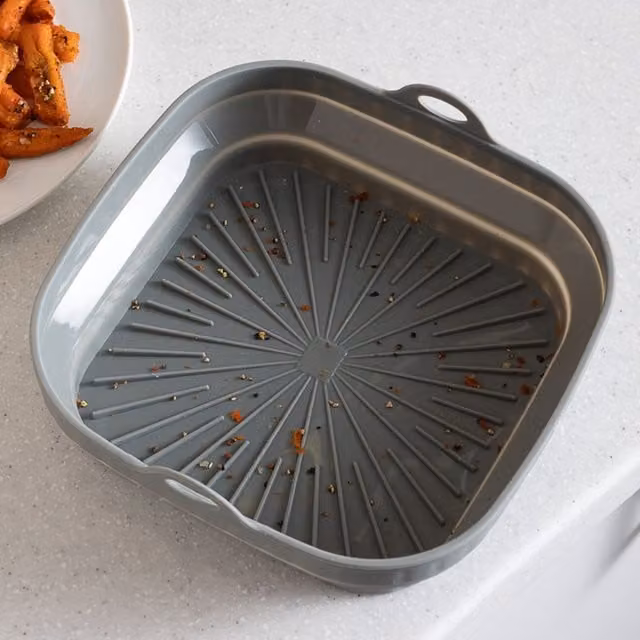 KitchenCraft Square Silicone Non-Stick Collapsible Air-Fryer Liner, Grey, W: 22 cm, H: 7.5 cm