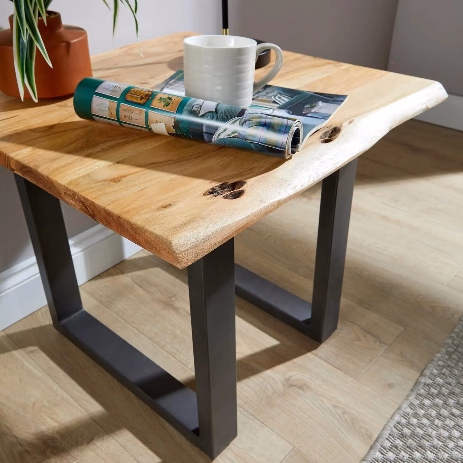 Home Source Live Edge Lamp Table with Natural Acacia Wood Top and Black Metal Legs – 2