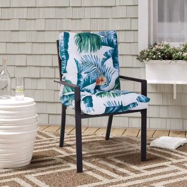 Garden Sanctuary Hawaiian Style Outdoor Thickened Chair Cushion Seat Pad in White and Multicolour Polyester
