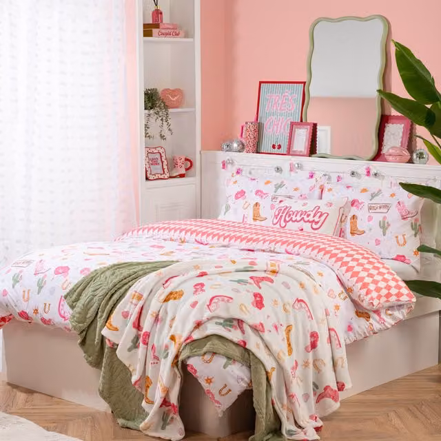 MyHome Wild West Reversible Graphic Childrens Duvet Cover Set, Pink, 180 x 200 cm