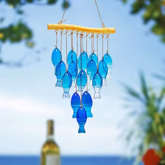 Quipulse Blue Fish-shaped Glass and Metal Hanging Wind Chime