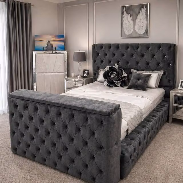 Stratus Interiors Ambassador Grey Velvet Super King TV Bed with Built-In Lift and Chesterfield Design W/D/H: 200 x 127 x 223.52 cm