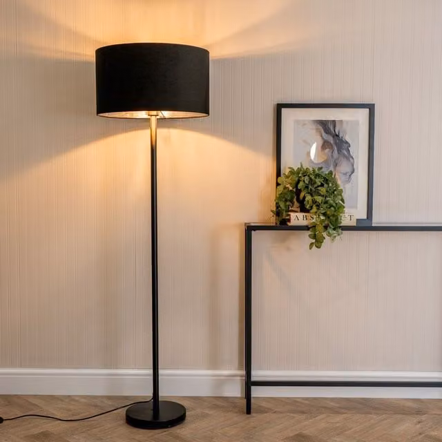 ValueLights Charlie Modern Black Stem Floor Lamp with Black and Chrome Inner Shade – 1