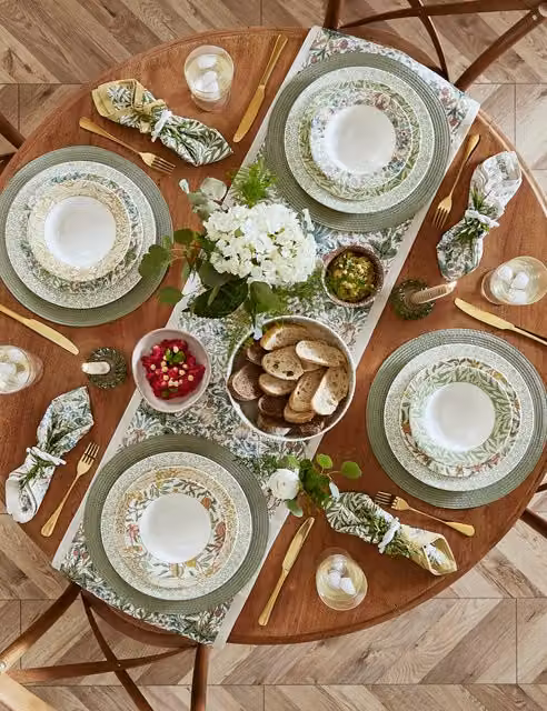 Morris & Co 12 Piece Floral Patterned Ceramic Dinner Set in Multicolour