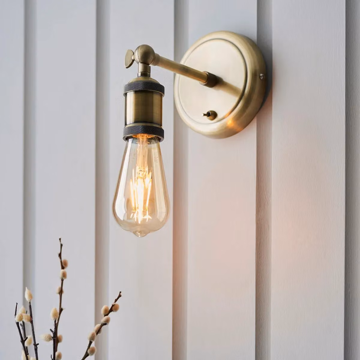 Netlighting Hal Metal Wall Lamp in Antique Brass and Yellow Glass – 2