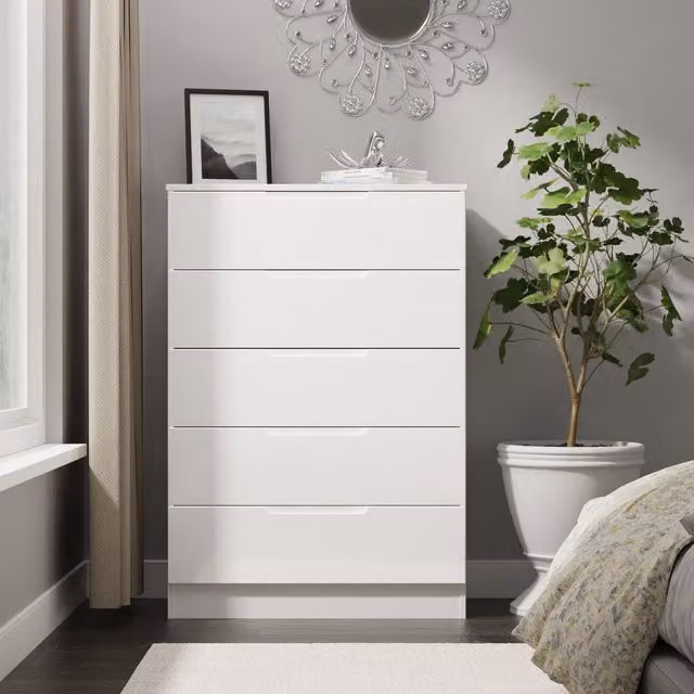 2 U Lucca 5 Drawer Chest in White