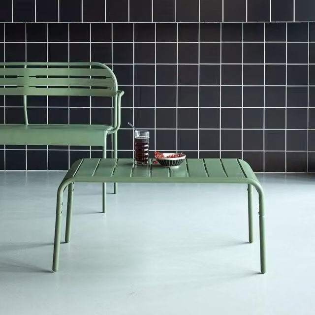sweeek Rectangular Powder Coated Steel Garden Coffee Table in Matt Green – 1