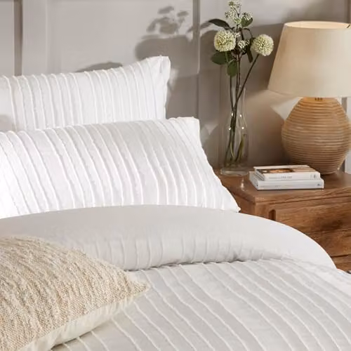Riva Home Harrison Stripe Duvet Cover Set in White, 200 x 200 cm – 2