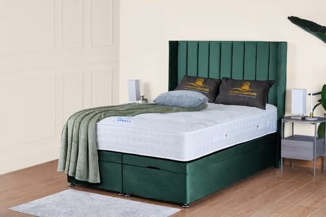 UK Bed Furniture Victoria End Lift Divan Ottoman Bed with 54 Inch Headboard in Green Velvet, W/D/H: 90 x 190 cm