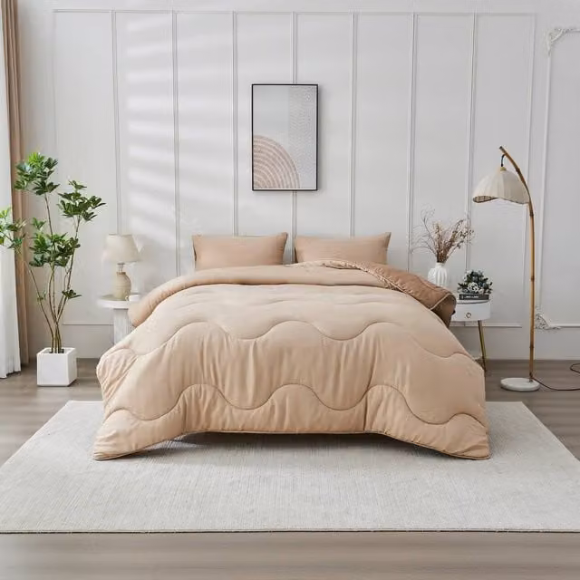 Gaveno Cavailia King Size Coverless Microfibre Duvet, 10.5 Tog, Reversible All-Season Bedding in Natural/Dark Natural, W: 230 cm, D: 220 cm – 1