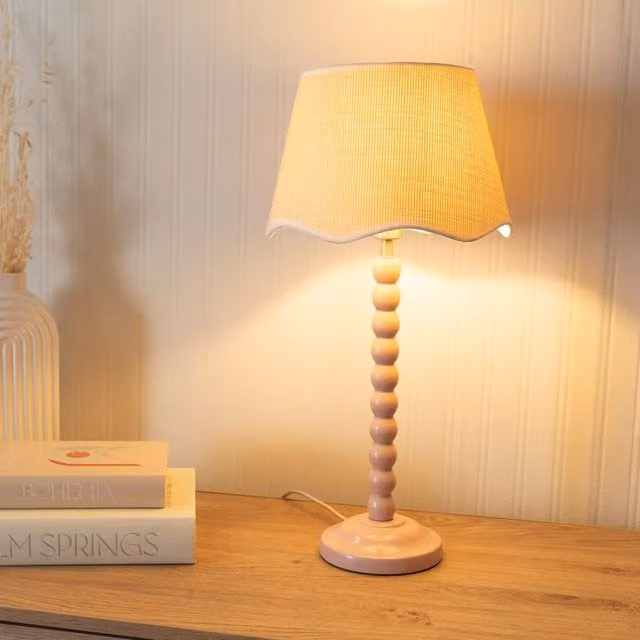 ValueLights Bobbin Stem Table Lamp in Rose Pink with White Scallop Fabric Shade – 1