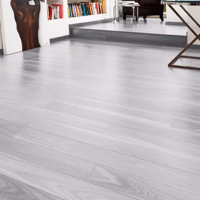 Livingandhome Grey Wood Effect Self-adhesive PVC Plank Flooring