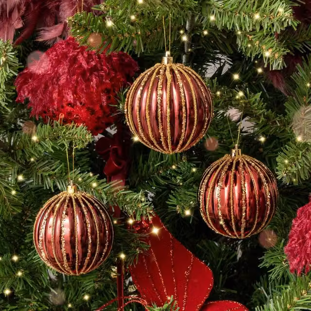 Melody Maison Set of 3 Red and Gold Striped Round Hanging Christmas Baubles, Diameter: 8 cm