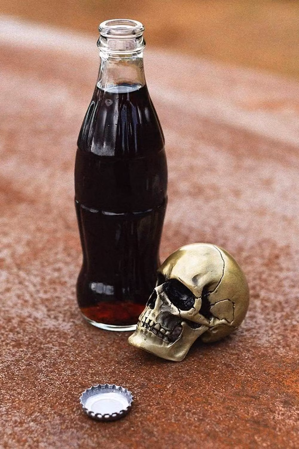 Suck UK Iron & Glory Skull Bottle Opener and Rock On Bottle Stopper Set in Gold – 2