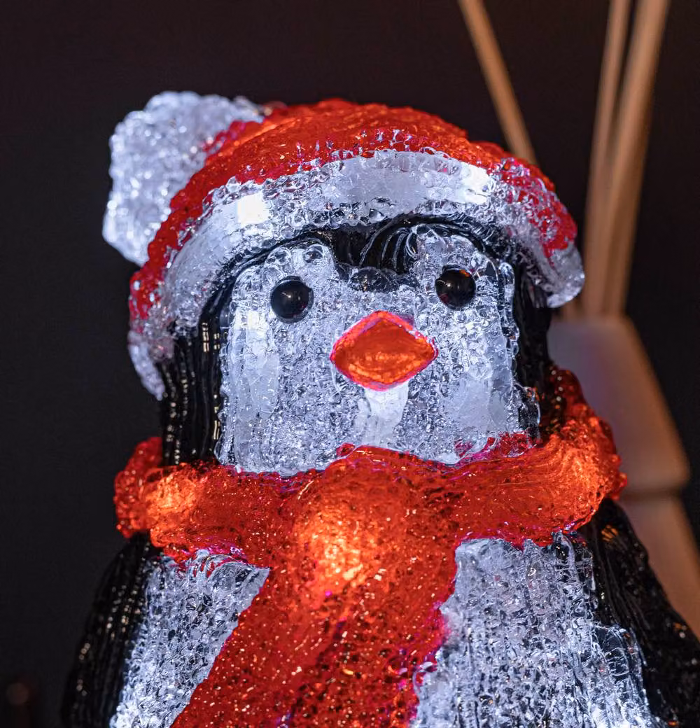 Samuel Alexander White Acrylic Sitting Penguin Christmas Tabletop Decoration with 16 White LEDs, Height: 20 cm – 3