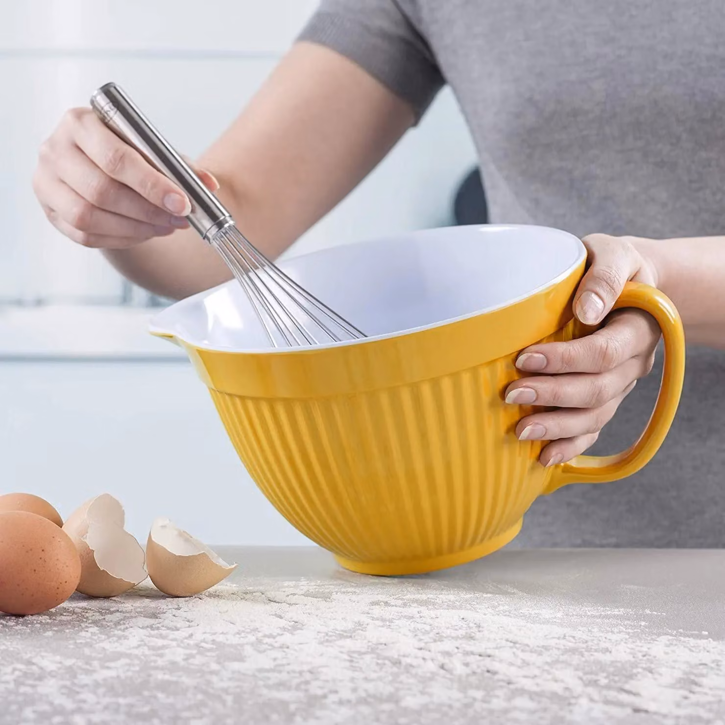 Zeal Melamine Mixing Bowl and Batter Jug with Pouring Spout in Yellow, 20cm – 2