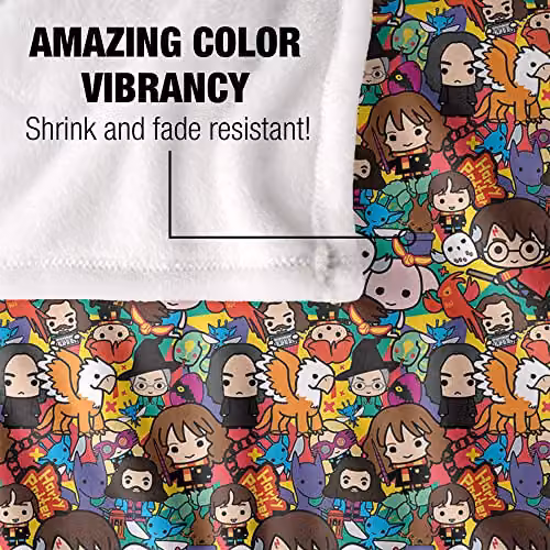 Warner Brothers Harry Potter Hero Chibi Collage Fleece Blanket, White and Multicolour, W/D/H: 152 x 127 cm – 3
