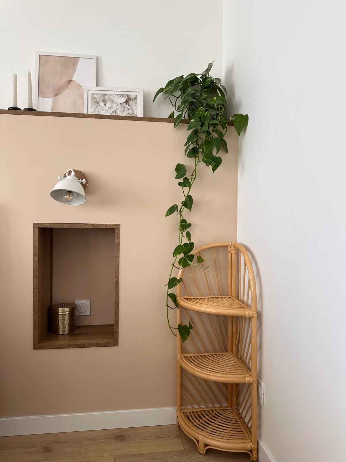 Nordlys 3-Level Scandinavian Rattan and Wood Storage Shelf in Brown and Beige – 3