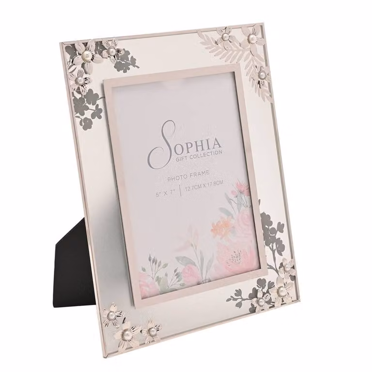 Sophia Classic Silver Floral Metal and Glass Single Tabletop Photo Frame, W: 12.7 cm, D: 1.0 cm, H: 17.78 cm