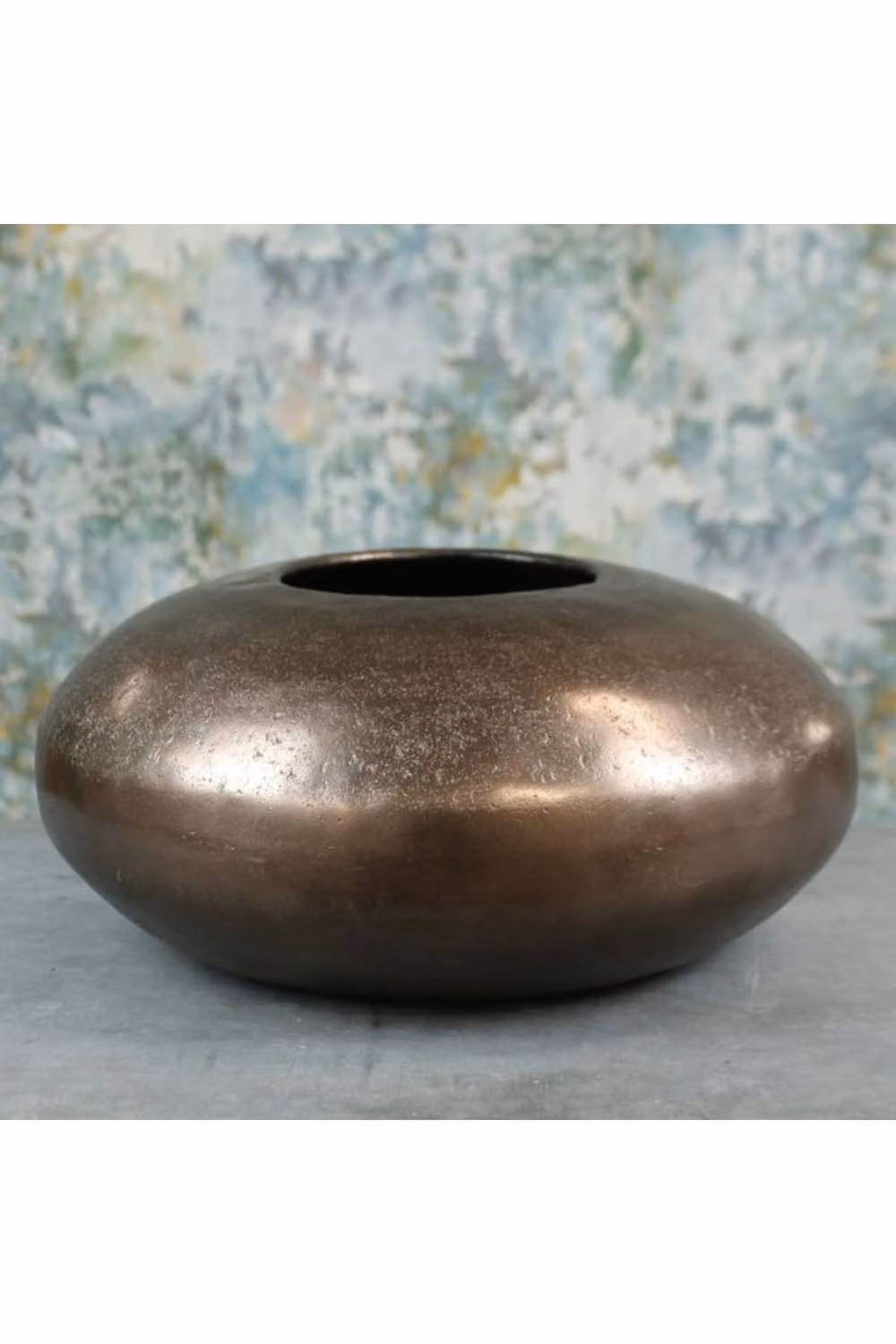 KDMD Mayfair Pebble XL Bronze Metal Tabletop Vase – 2