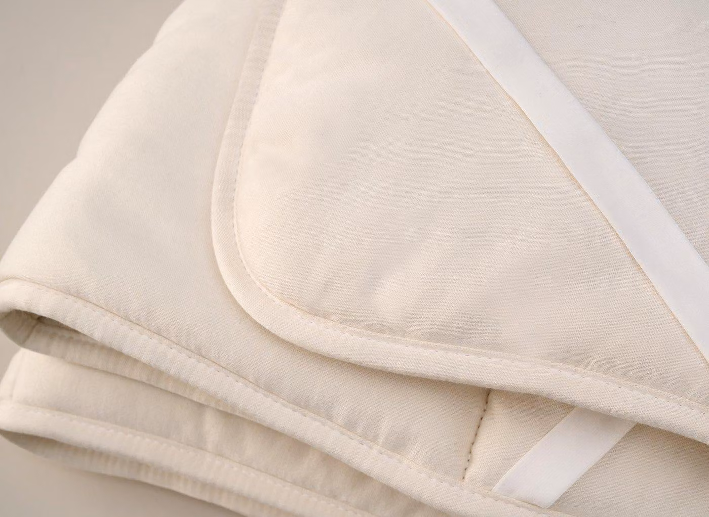 Flaxby Quilted New Wool Mattress Enhancer in White