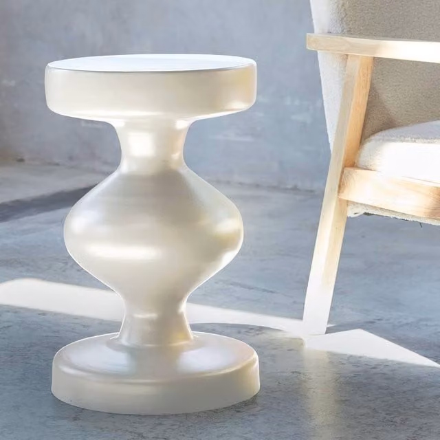 sweeek Metal Side Table in Beige, W/D/H: 29.5 x 29.5 x 48.5 cm