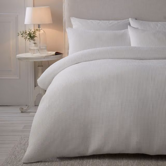 Serene Lindly Waffle Duvet Cover Set in White, W/H: 180 x 200 cm