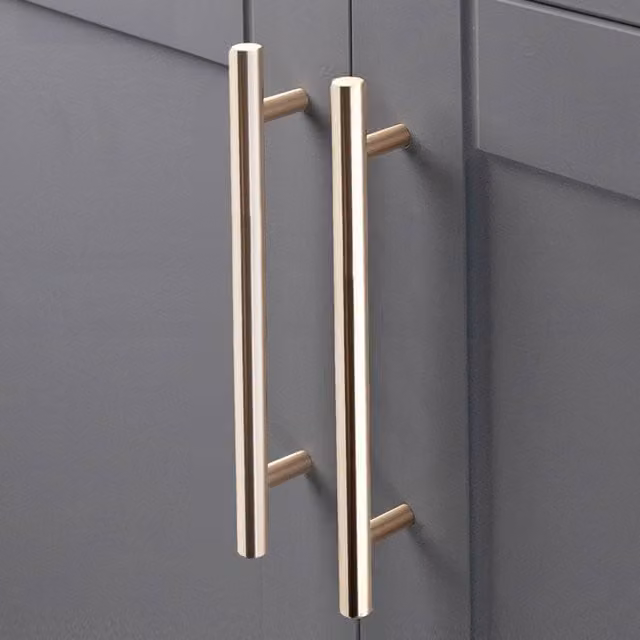 Livingandhome Pack of 2 Brushed Gold Aluminium Bar Furniture Pull Handles with 160mm Screw Hole Distance