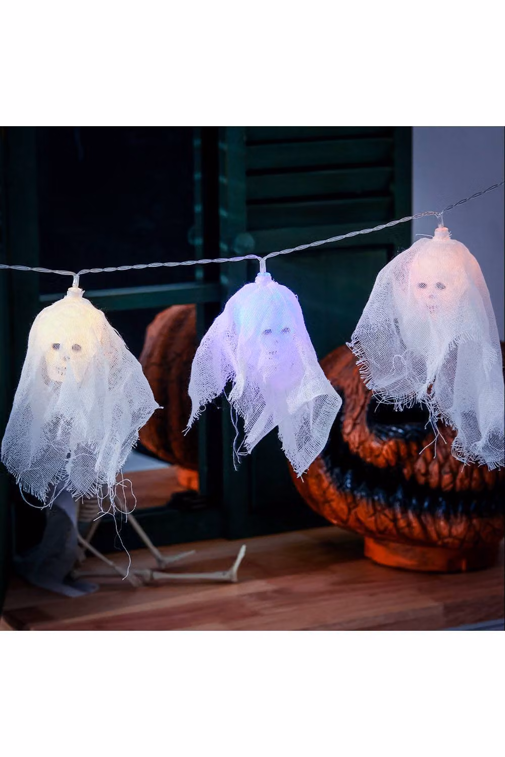H&O Direct Halloween LED Skull String Lights with 20 Multicolour Lights for Indoor and Outdoor Use – 3