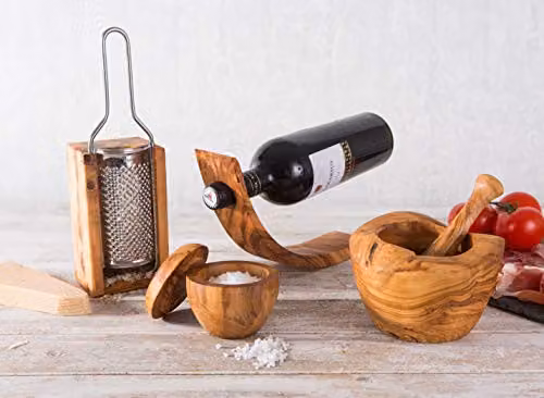 Verano Spanish Ceramics Brown Olive Wood Fine Kitchen Grater with Rectangular Container, Diameter: 11 cm – 3