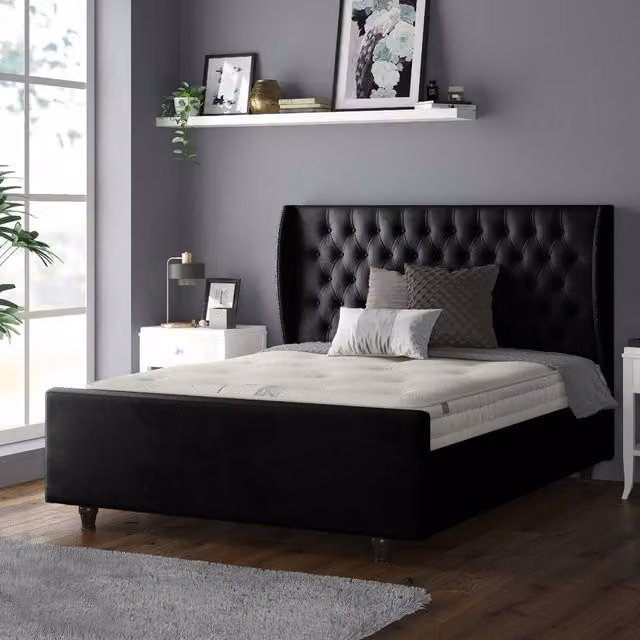 IH Design Aurora Chesterfield Wing Plush Velvet Bed Frame with Matching Buttons - Black / Single