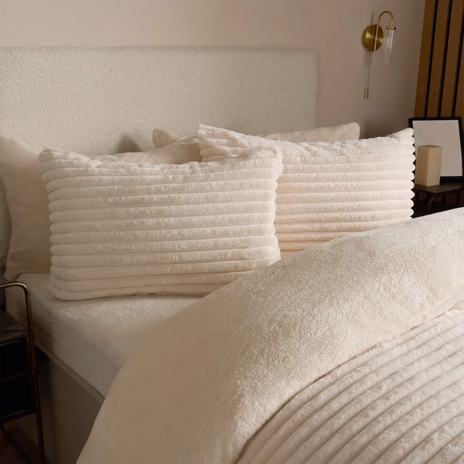 OHS Double Bedding Set in Cream, Reversible Thick Ribbed Duvet Cover and Pillowcases with Teddy Fleece, W/D/H: 200 x 200 cm and 50 x 75 cm – 2